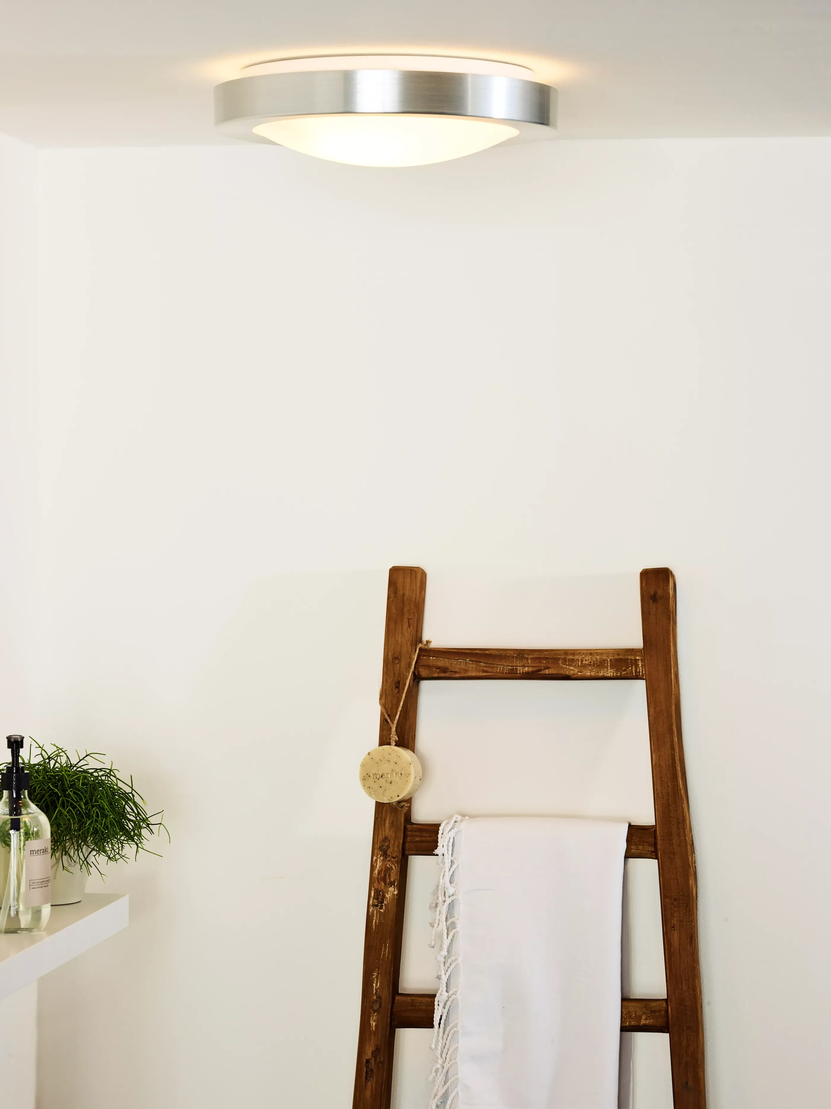 Outlet FRESH - Plafonnière Badkamer - Ø 35 cm - 2xE27 - IP44 - Mat chroom Plafondlampen
