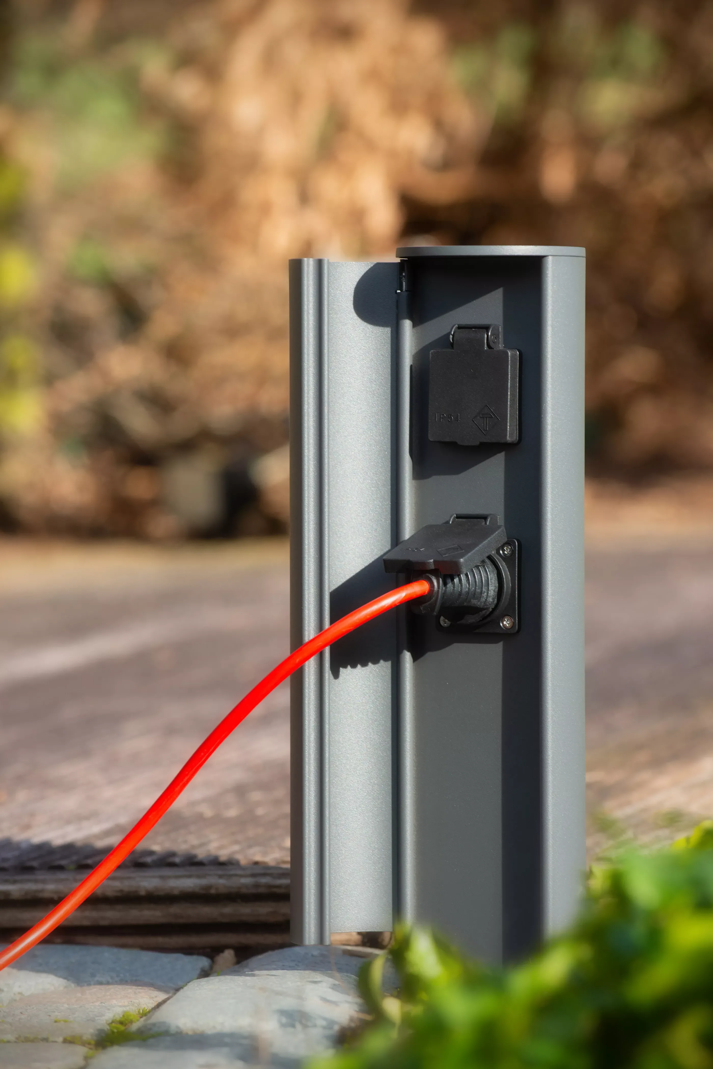 Flash Sale POWERPOINT - Buitenstopcontact zuil - Stopcontacten met penaarde - Type E - FR, BE, POL, SVK & CZE norm - Ø 10 cm - IP44 ? Antraciet Buitenstopcontacten